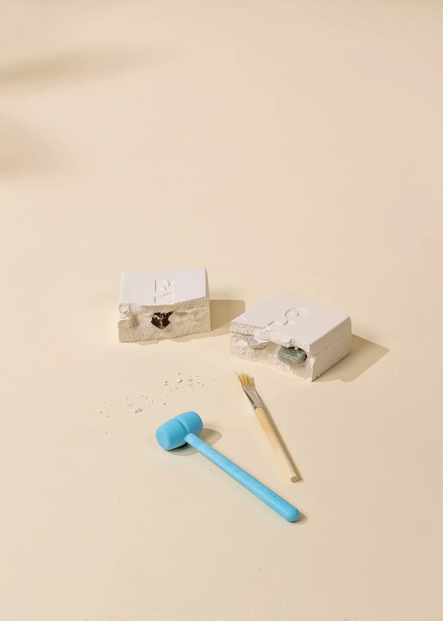 Gemstones & Fossil Geoligical Excavation Set - Image 2