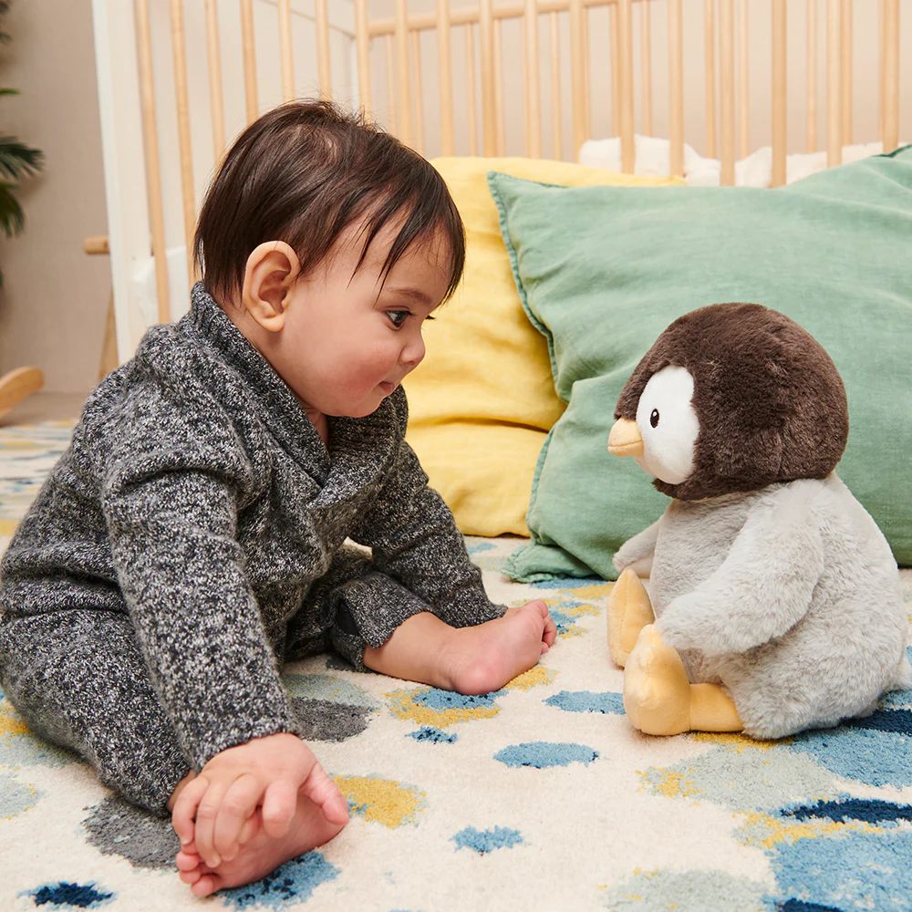 Gund Kissy the Animated Penguin Plush - Image 6