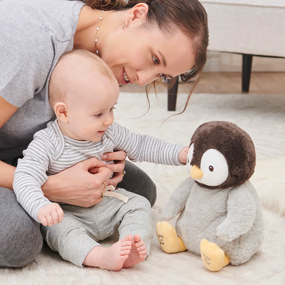 Gund Kissy the Animated Penguin Plush - Image 7