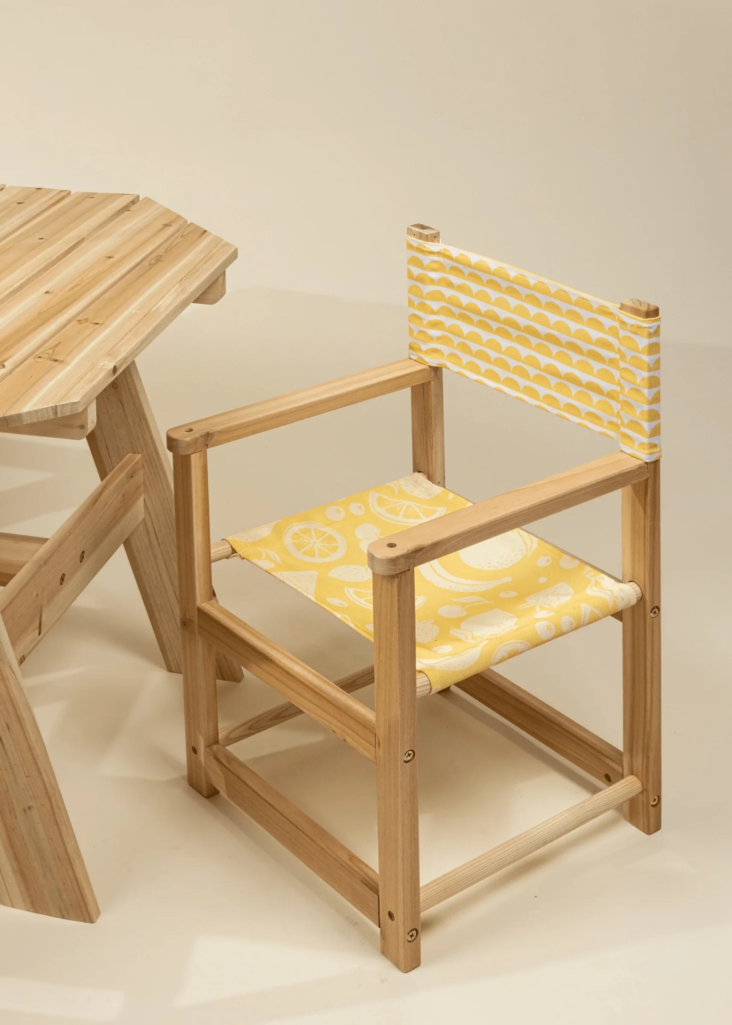 Coco Village Kids’ Patio Set 4 Chairs and Parasol–Summer Fruits - Image 3
