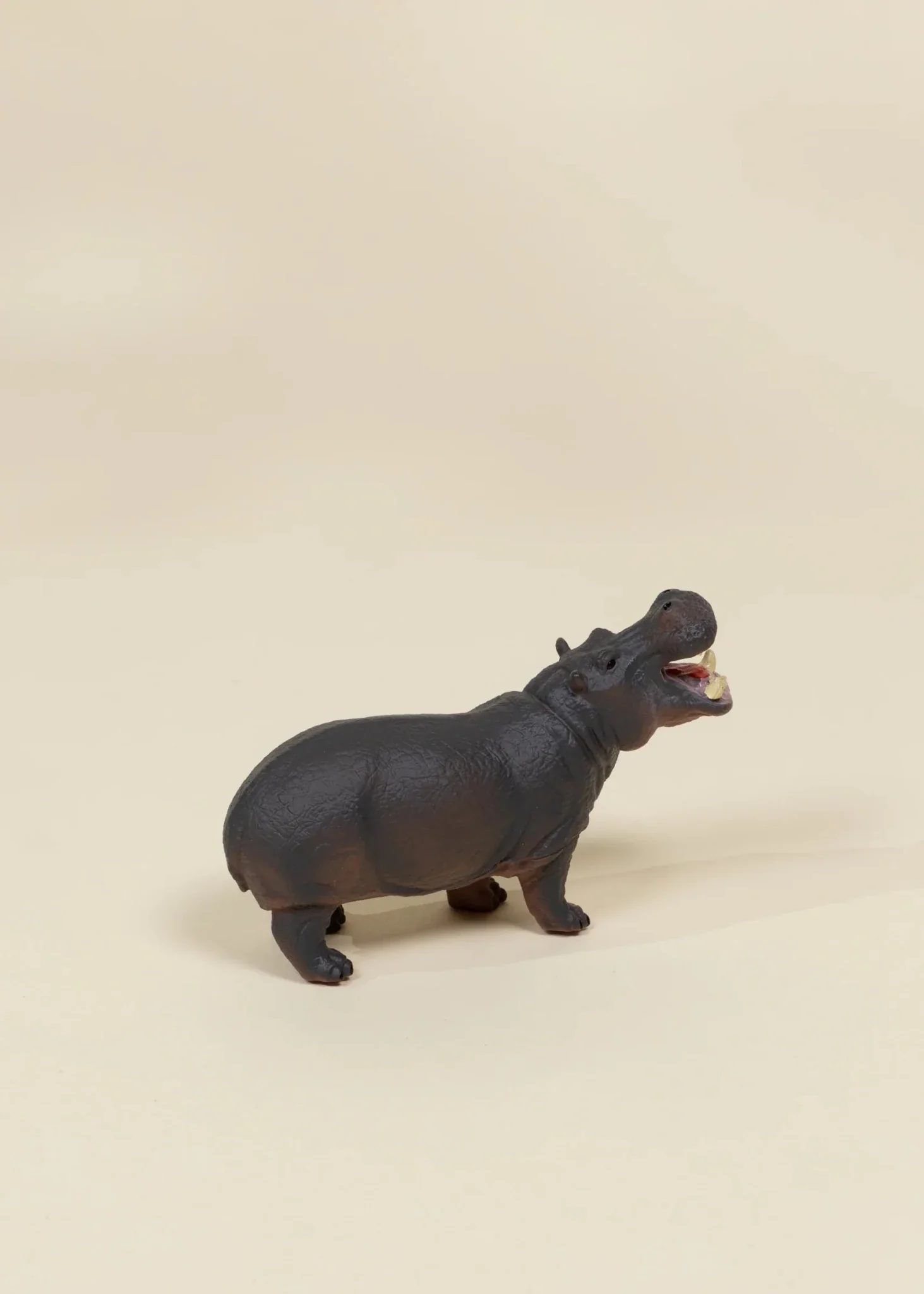 Large Wildlife Animal Play Figurine – Hippopotamus - Image 2