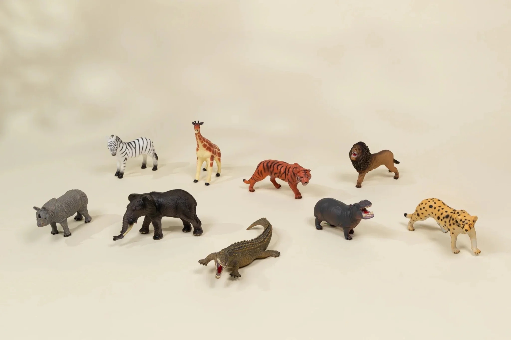 Large Wildlife Animal Play Figurine – Rhinoceros - Image 2
