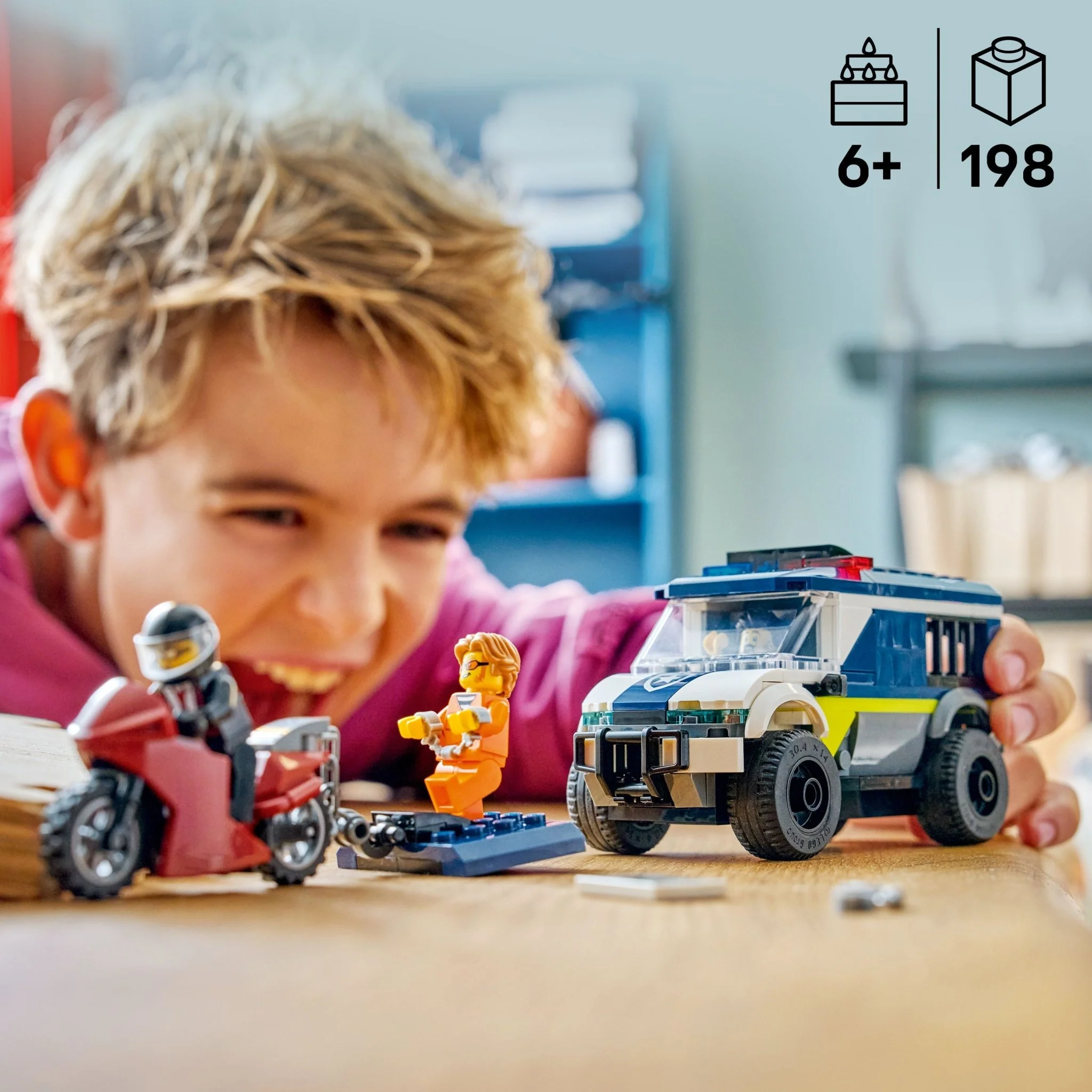 LEGO Police Prisoner Transport Van 60479 - Image 2
