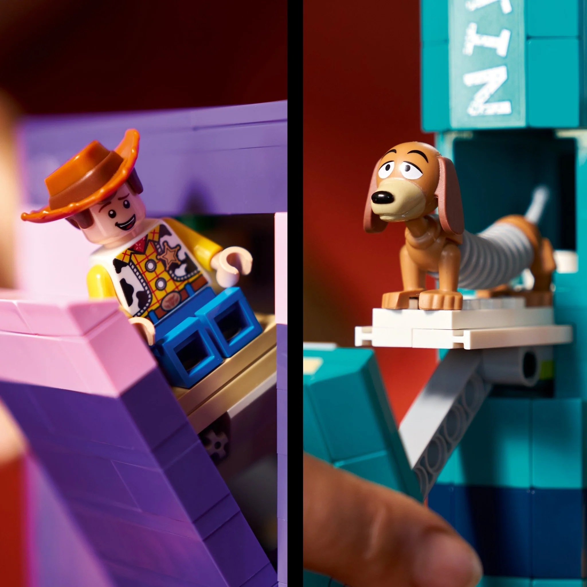 LEGO Disney and Pixar Toy Story Slinky Dog Bookends 43301 - Image 5