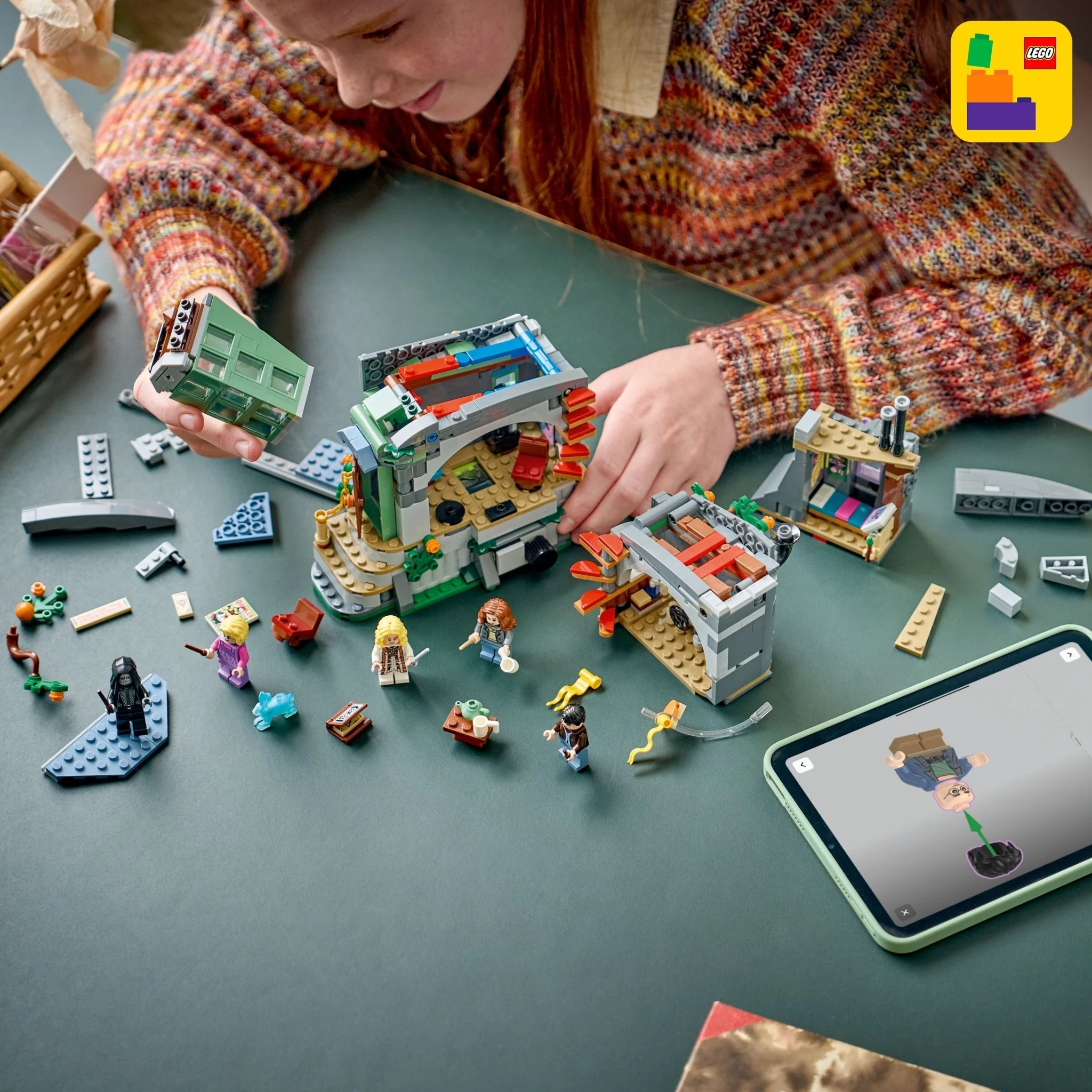 LEGO Luna Lovegood’s House 76467 - Image 5