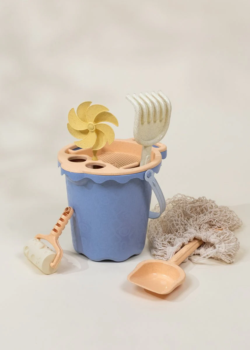 Oversized 6-Piece Wheat Straw Sand Toy Set – Bucket & Accessories - Image 4