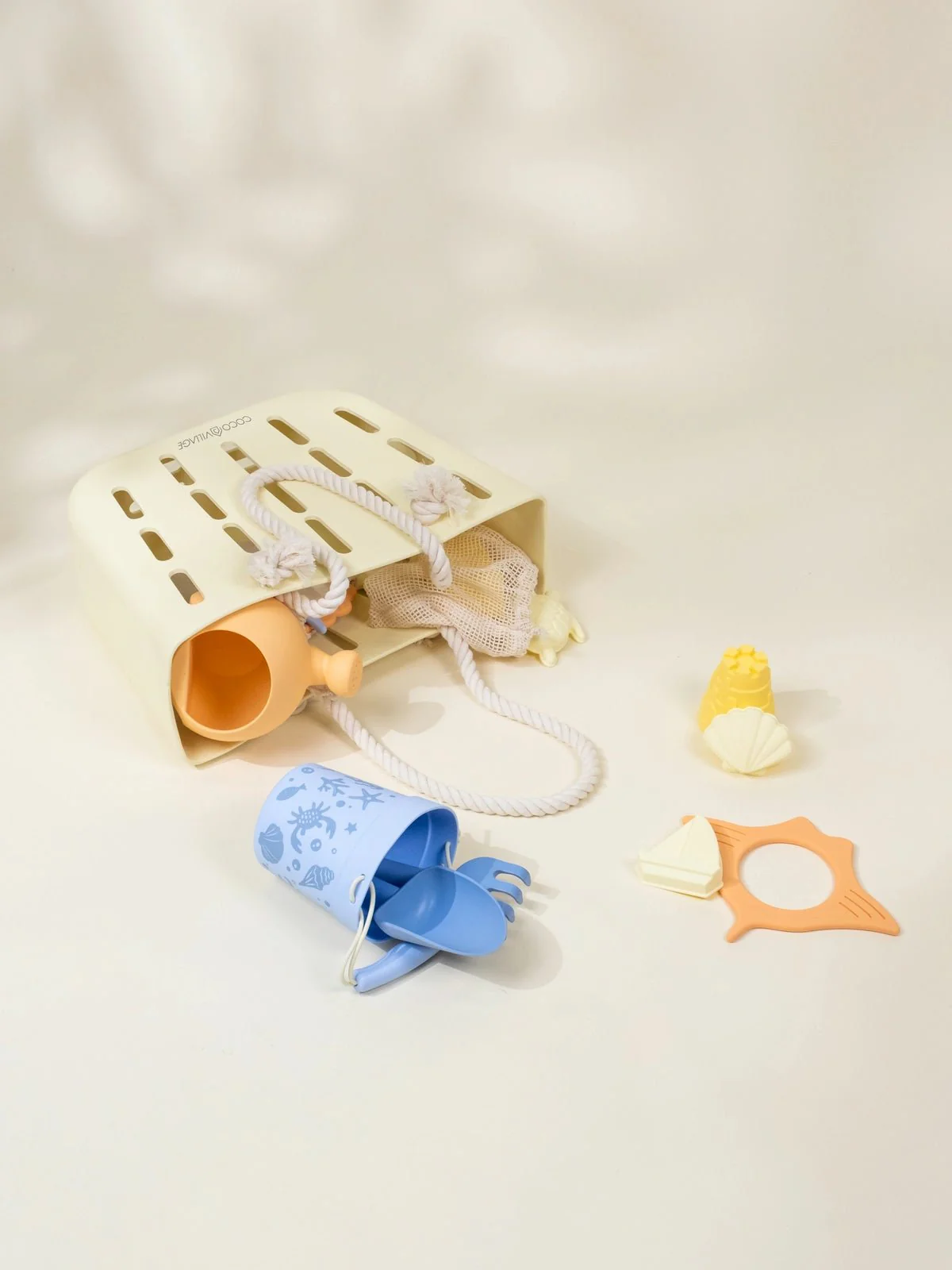 Silicone Beach Bucket & Accessories (3 pcs) - Under the sea - Image 3