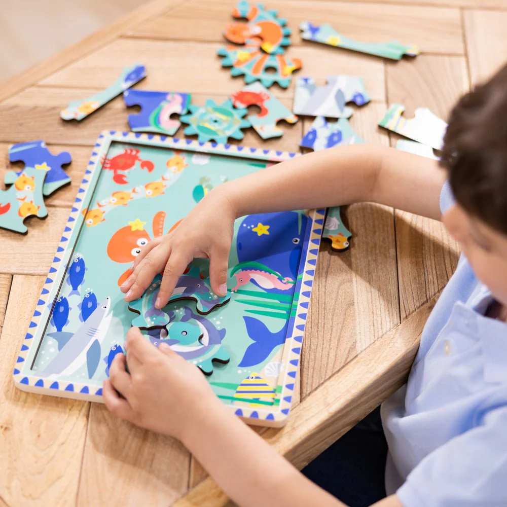 Melissa & Doug Underwater Wooden Gear Puzzle - Image 5