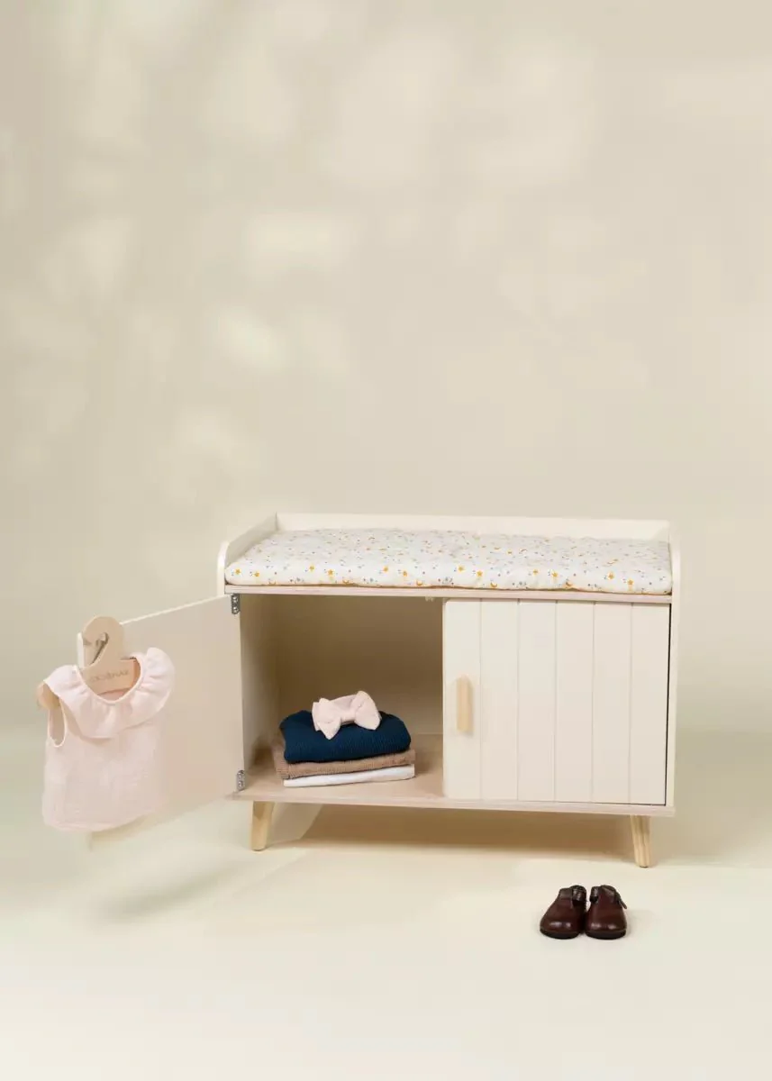 Wooden Doll Changing Table - Image 4