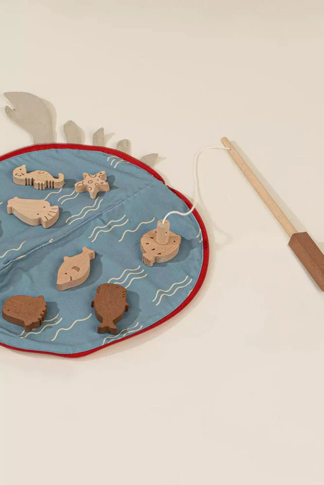 Wooden Fishing Game with Bag - Image 3