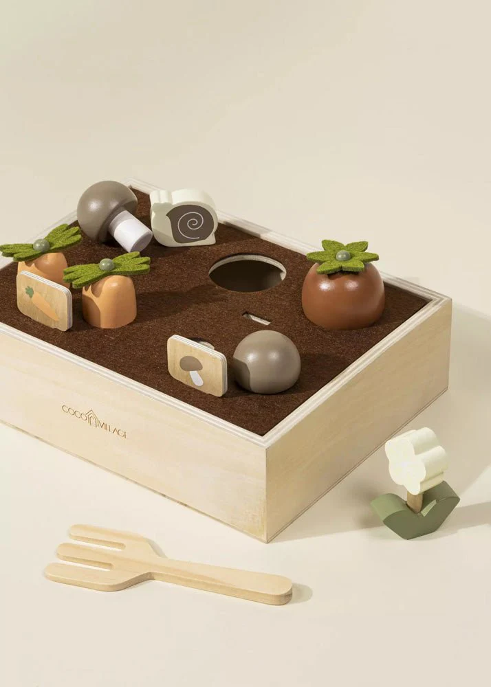 Coco Village Wooden Gardening Playset and Accessories - Image 3