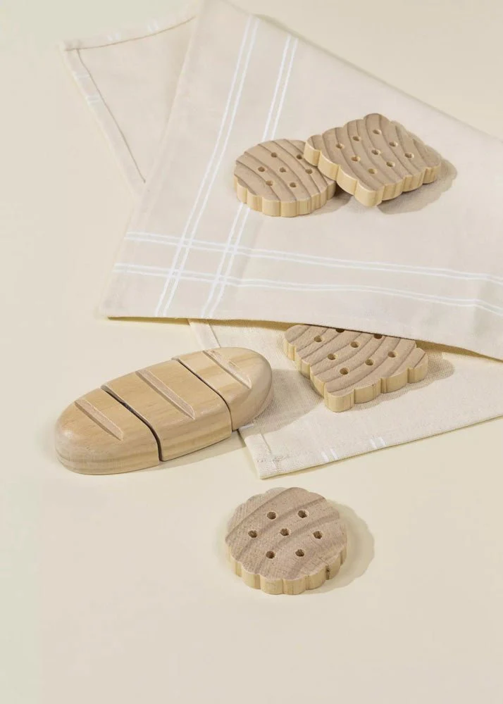 Coco Village Wooden Picnic Playset and Accessories - Image 3